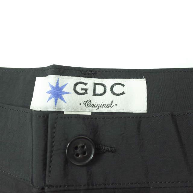 新品 GDC ジーディーシー 日本製 NYLON WIDE SLACKS ナイロンワイドスラックス M37016 M BLACK ナイロン 2タック パンツ ボトムス g11180 |  | 07
