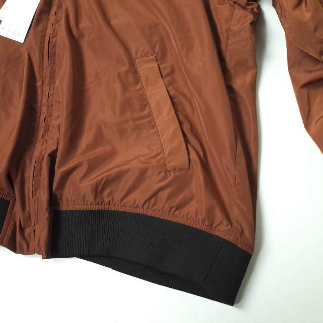 新品 MARNI マルニ 22SS カラーブロック ウインドブレーカー JUMU0116LQ TN855 48 multicolor フーデッドジャケット バックロゴステッチ 新品 MARNI マルニ 22SS カラーブロック ウインドブレーカー