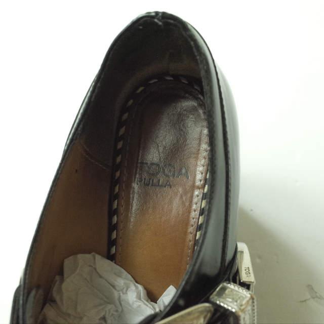 TOGA PULLA トーガ プルラ Buckled Wedge Heel Monk Strap メタル