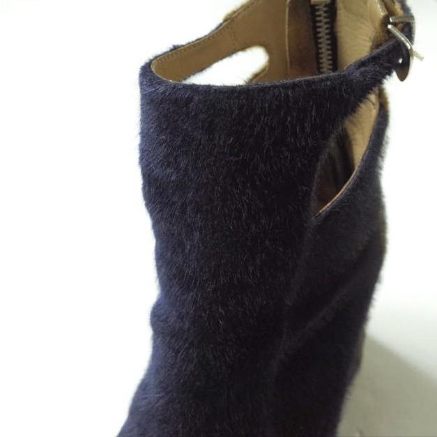 TOGA PULLA トーガ プルラ メタルバックル バイカラーアンクルブーツ 0517G 37(23-23.5cm) NAVY/BLACK/BROWN ファー ショート g11475 |  | 05