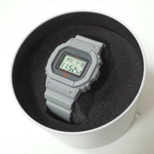 新品 CASIO カシオ G-SHOCK YOSHIROTTEN MUSIC NIGHT TOKYO DW-5600MNT-8JR ライトグレー ウォッチ ジーショック デジタル 腕時計 g11942 |  | 02