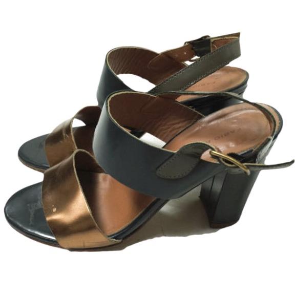 FABIO RUSCONI ファビオルスコーニ イタリア製 MAR427 チャンキーヒールレザーストラップサンダル 37(23.5cm) NAVY シューズ g12077 |  | 01