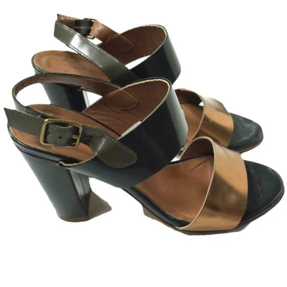 FABIO RUSCONI ファビオルスコーニ イタリア製 MAR427 チャンキーヒールレザーストラップサンダル 37(23.5cm) NAVY シューズ g12077 |  | 02