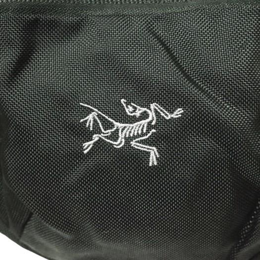 Arc'teryx アークテリクス マカ2 ブラック ボディバッグ ARC'TERYX（アークテリクス） バッグ 17172 25818 マカ2 マンティス2