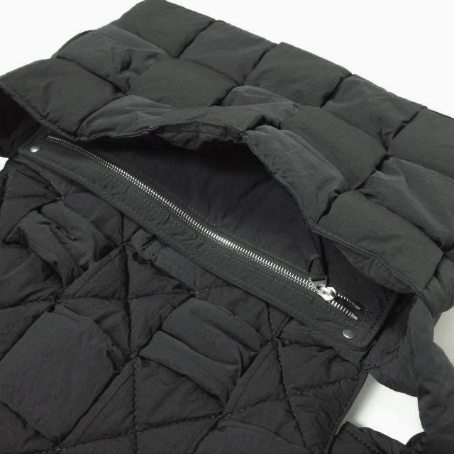 BOTTEGA VENETA ボッテガヴェネタ マキシ パデッド テック BOTTEGA VENETA ボッテガヴェネタ マキシ パデッド テック