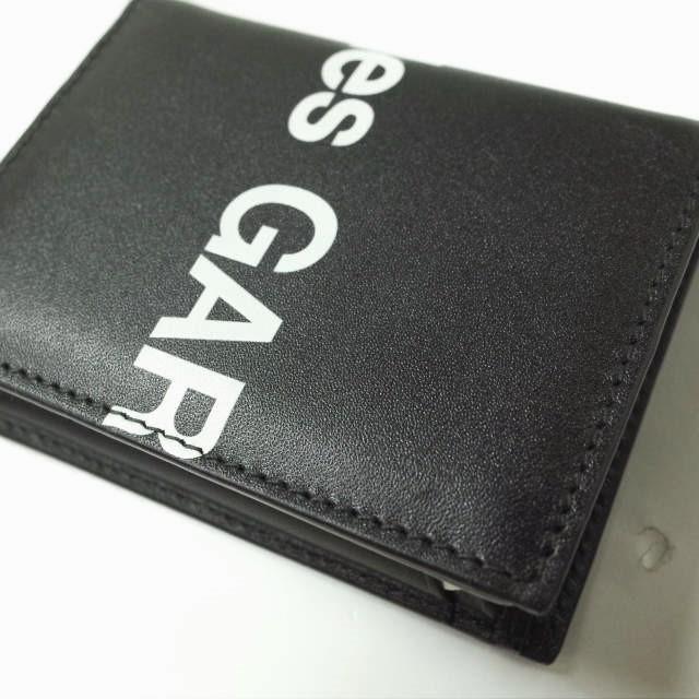 新品 COMME des GARCONS コムデギャルソン HUGE LOGO WALLET カウレザー 二つ折り財布 SA 0641HL BLACK ビッグロゴ ウォレット g12242 |  | 08