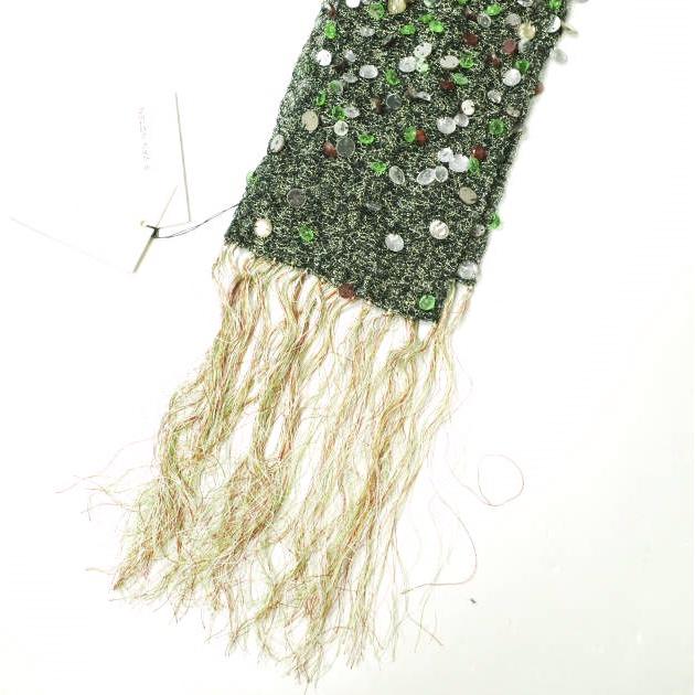 新品 DRIES VAN NOTEN ドリスヴァンノッテン FELLA W.W.SCALF ビジューフリンジストール 142-11308-604 BLACK g12573 |  | 06