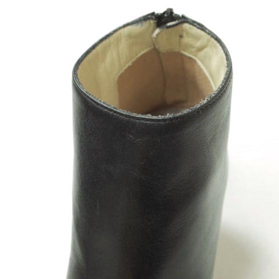 新品 FABIO RUSCONI ファビオルスコーニ オープントゥバックジップショートブーツ I-1127 35(22-22.5cm) ブラック ボア ヒール g12590 |  | 08