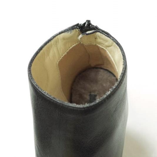 新品 FABIO RUSCONI ファビオルスコーニ オープントゥバックジップショートブーツ I-1127 35(22-22.5cm) ブラック ボア ヒール g12590 |  | 09