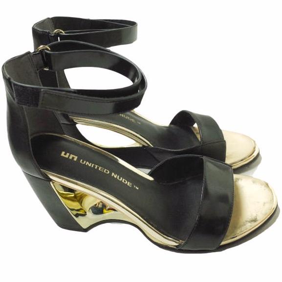 新品 UNITED NUDE ユナイテッドヌード Bella II アンクルストラップ ウエッジソールレザーサンダル 36(23-23.5cm) BLACK/GOLD UN g12829 |  | 02