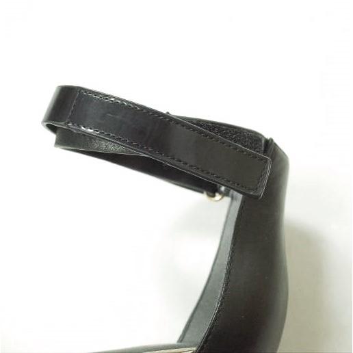 新品 UNITED NUDE ユナイテッドヌード Bella II アンクルストラップ ウエッジソールレザーサンダル 36(23-23.5cm) BLACK/GOLD UN g12829 |  | 06