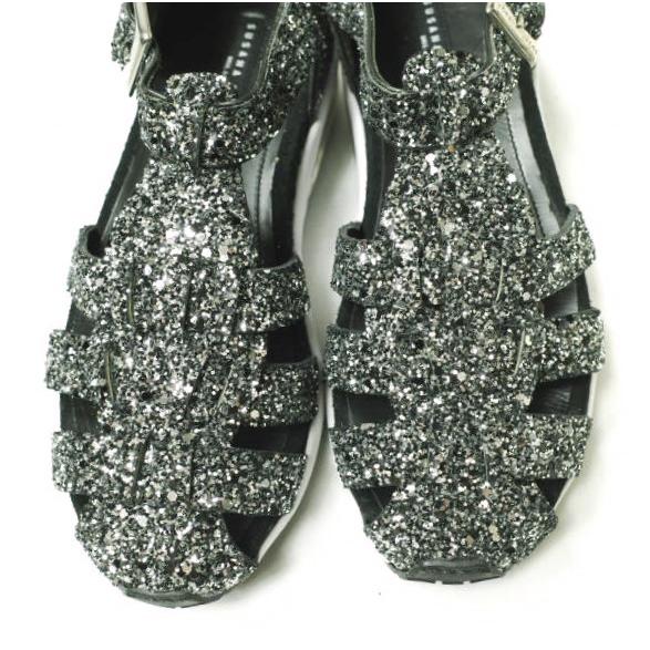 新品 SUSANA TRACA スサナトラサ イタリア製 グリッタースニーカーサンダル 6459GL 36(23cm) BLACK グルカ ストラップ シューズ g12875 |  | 04