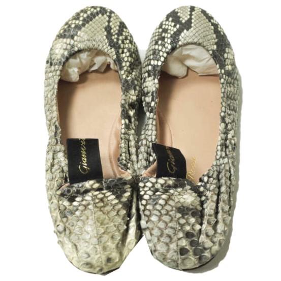 Gianvito Rossi ジャンヴィトロッシ イタリア製 AUDREY パイソンレザー バレエシューズ G21785 36(23cm) PITONE WILD ROCK シューズ g14320 |  | 03