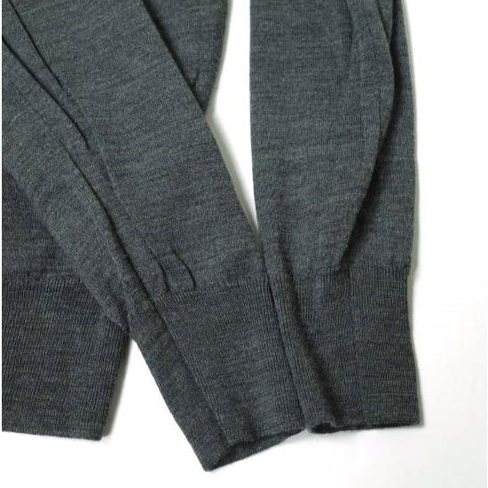 JOHN SMEDLEY ジョンスメドレー イギリス製 エクストラファインメリノウール Uネックニット S グレー セーター プルオーバー g15034 |  | 04