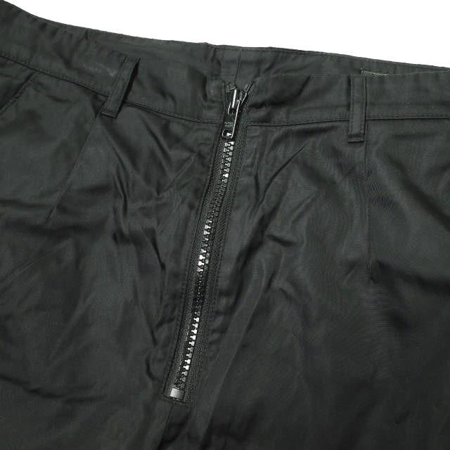 PRADA プラダ 19AW ジップデザイン ナイロンテーパードパンツ ACU1 2019 2716 SPH S192 I18 46 ブラック ボトムス g15280 |  | 03