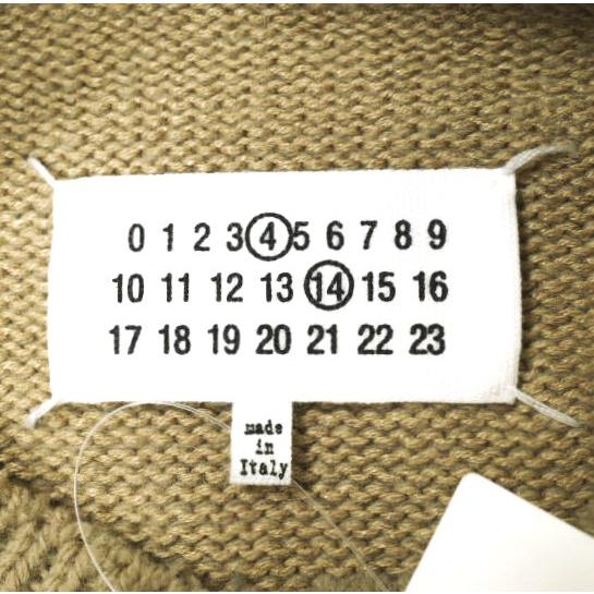 MAISON MARGIELA 4 14 メゾンマルジェラ 22AW Elbow Patch Sweater 5G エルボーパッチクルーネックニット SI1GP0001 S18064 S BEIGE g15625 |  | 02