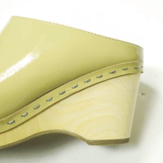 ADAM ET ROPE アダムエロペ 23SS ウッドソールサボ GAA03030 22.5cm ベージュ パテントレザー ウエッジソール サンダル シューズ g16122 |  | 08