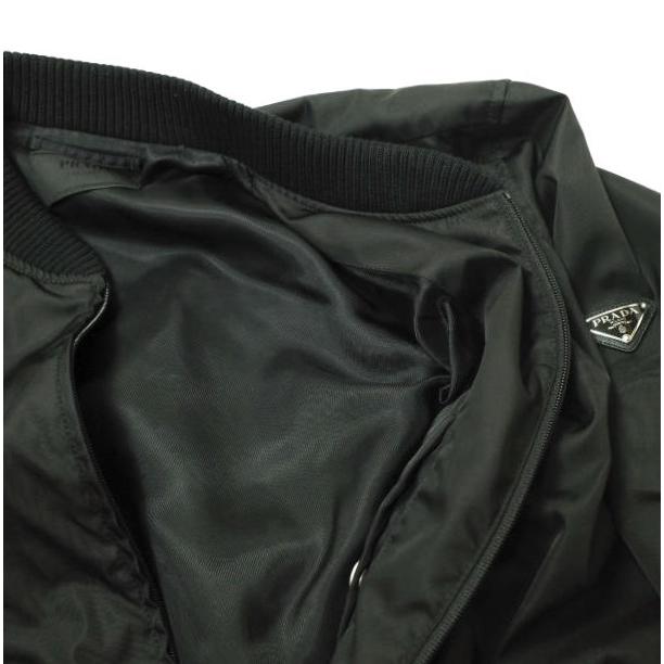 PRADA プラダ 22AW Re-Nylon PLATE LOGO BOMBER JACKET 三角 PRADA プラダ 22AW Re-Nylon PLATE LOGO BOMBER JACKET 三角