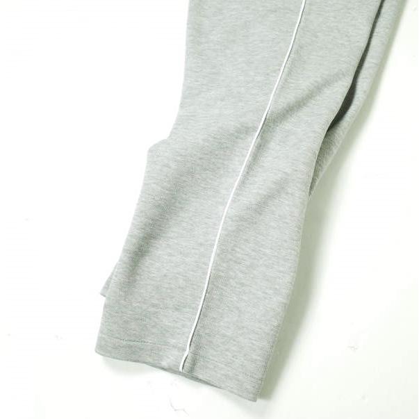 新品 e JEANS イージーンズ KANOKO TAPERED PANTS 岡山児島 鹿の子テーパードパンツ e822-001 2 Gray サイドライン 定価26,400円 g17423 |  | 09