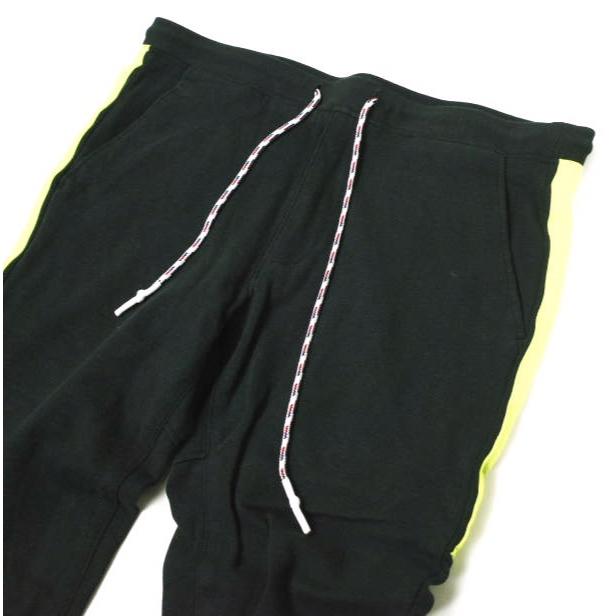 新品 e JEANS イージーンズ SUPER SLIM PANTS 岡山児島 サイドラインスーパースリムパンツ e820-001 2 BLACK/LIME スウェット 定価20,900円 |  | 03