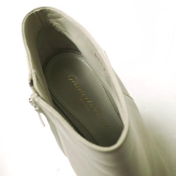 新品 Gianvito Rossi ジャンヴィトロッシ イタリア製 ナッパレザーサイドジップブーティ 36(23cm) グレージュ アンクルブーツ g18070 |  | 07