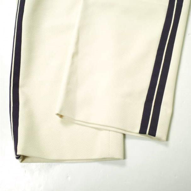 新品 UNUSED アンユーズド 20AW 日本製 LINE PANTS キャバリーツイル ラインパンツ UW0920 2 OFF WHITE ボトムス g18169 |  | 07