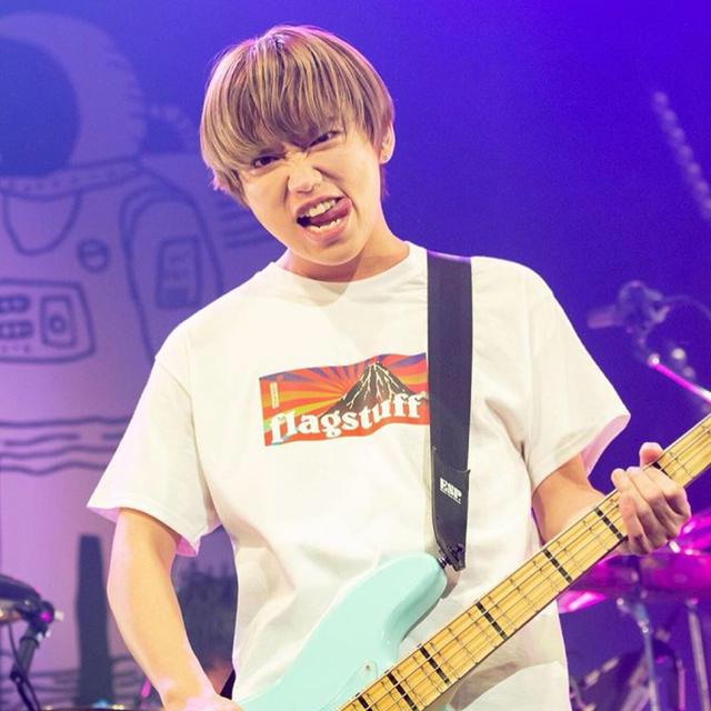 F-LAGSTUF-F FLAGSTUFF フラグスタッフ ボックスロゴTシャツ L程度 ホワイト 半袖 04 Limited Sazabys GEN着用モデル トップス g18659 |  | 02