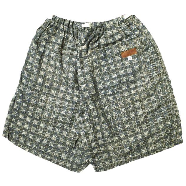 KENNETH FIELD x BEAMS PLUS ケネスフィールド 24SS 別注 EZ Shorts II Block Print バティックプリント イージーショーツ S INDIGO パンツ |  | 01
