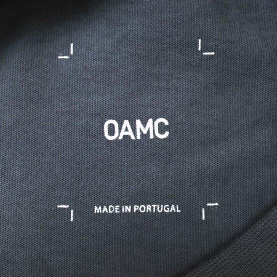 OAMC オーエーエムシー ポルトガル製 Graphic T-shirt グラフィックTシャツ 1217-343-1785 S ネイビー 半袖 トップス g19122 |  | 02