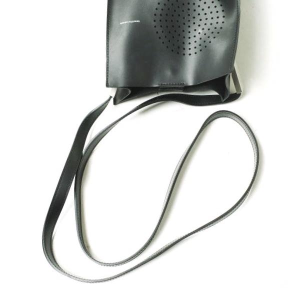 beautiful people ビューティフルピープル 22SS audio box sacoche オーディオボックスサコッシュ 1225611943 BLACK ショルダーバッグ |  | 08