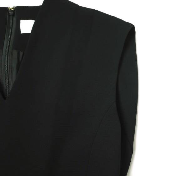 新品 Mame Kurogouchi マメクロゴウチ 22AW 日本製 V-Neck 新品 Mame Kurogouchi マメクロゴウチ 22AW 日本製 V-Neck