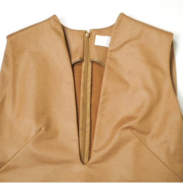 新品 Mame Kurogouchi マメクロゴウチ 23SS Plungded Long Sweatshirt Dress スリーブレスマキシドレス MM23PS-JS714 2 BROWN ワンピース |  | 04