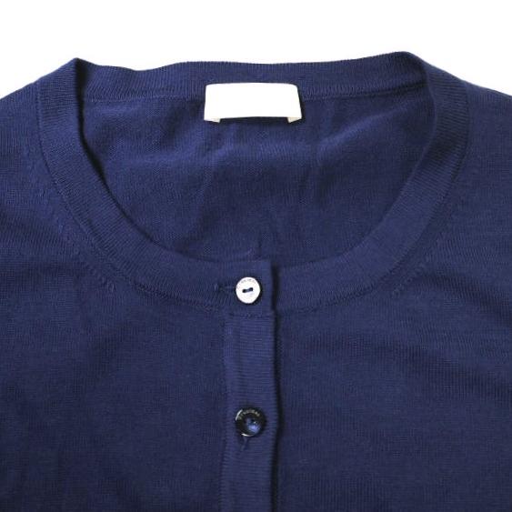 CRUCIANI クルチアーニ イタリア製 ハイゲージコットンクルーネックカーディガン CD9975 40 NAVY ニット 定価42,120円 トップス g20259 |  | 03
