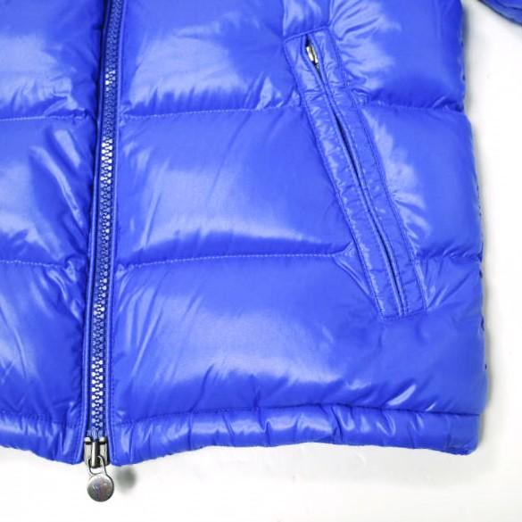 MONCLER ナイロンジャケット 青 MONCLER（ナイロンジャケット）のフリマアイテム一覧