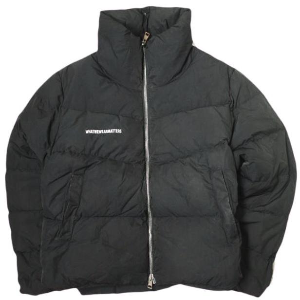 WWWM What We Wear Matters ワットウィーウェアマターズ BACK SNAP BUTTON LOGO PUFFER JACKET ダウンジャケット L ブラック g20770 | 