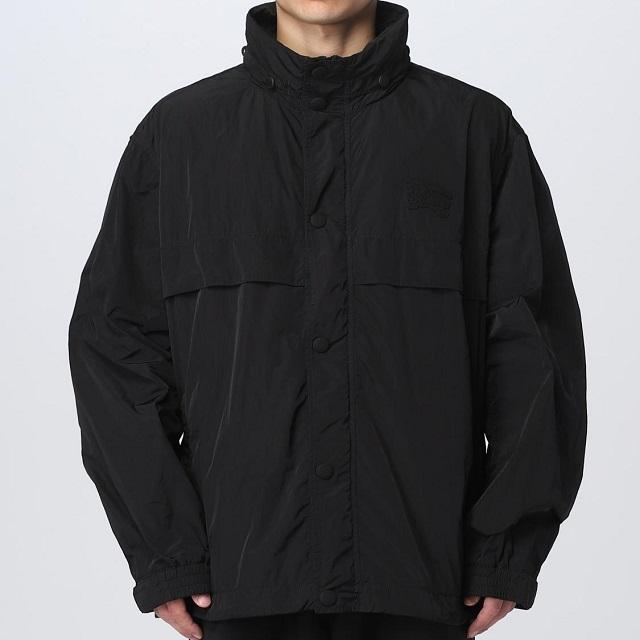 BURBERRY バーバリー WINDBREAKER HARROGATE WITH HIDDEN HOOD EKDロゴパッチ ナイロンジャケット 8067470 L BLACK アウター g21097 |  | 02