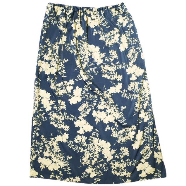 6 ROKU BEAUTY＆YOUTH ロク ビューティーアンドユース SATIN FLOWER PRINT SKIRT サテンフラワープリントスカート 8624-242-0109 38 NAVY | 