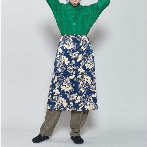6 ROKU BEAUTY＆YOUTH ロク ビューティーアンドユース SATIN FLOWER PRINT SKIRT サテンフラワープリントスカート 8624-242-0109 38 NAVY |  | 02