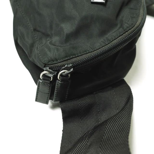 PRADA プラダ イタリア製 トライアングルロゴ ナイロンショルダーバッグ BLACK 旧品 カバン g21720 |  | 06