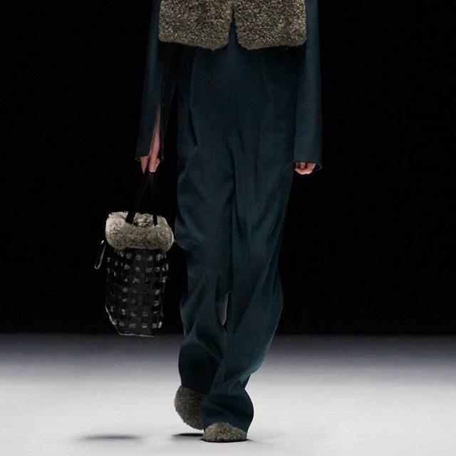 新品 HYKE x CHACOLI ハイク チャコリ 別注 日本製 BASKET MEDIUM SIZE