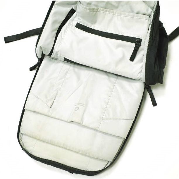 URTH アース アーコウス Norite Backpack モジュラー型カメラ用デイリーバックパック24L BLACK リュック デイパック カバン g22825 |  | 08