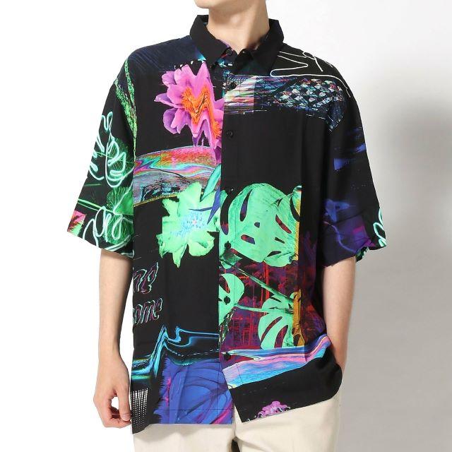 Desigual デシグアル JABAL ネオンカラーリゾートシャツ 22WMCW04 S BLACK 半袖 レーヨン トップス g22886 |  | 02