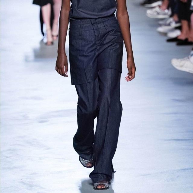 新品 N°21 ヌメロヴェントゥーノ 20SS ワンウォッシュ ワイドストレートデニムパンツ 20SW-B043-0151 38 Indigo 定価71,500円 ジーンズ |  | 02