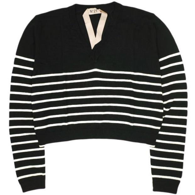 新品 N°21 ヌメロヴェントゥーノ 23SS メリノウールVネックボーダークロップドニット 23S-A027-9000 38 BLACK セーター 定価64,900円 | 