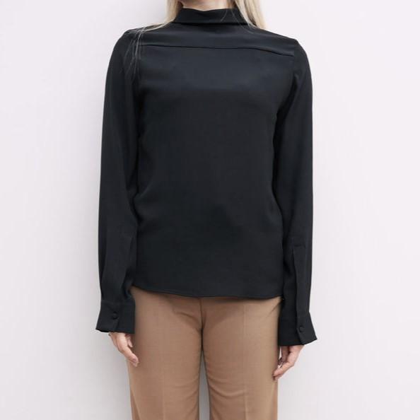 新品 N°21 ヌメロヴェントゥーノ 24SS L2 BLUSA TESSUTO 前後両用 バックフリルブラウス 24S-G091-5111 38 BLACK 定価75,900円 シャツ |  | 02