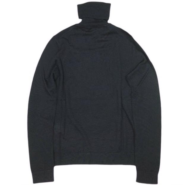 新品 N°21 ヌメロヴェントゥーノ 22AW ロゴパッチ メリノウールタートルネックニット 22I-A036-9000 40 NAVY セーター 定価63,800円 |  | 01