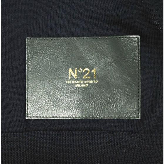新品 N°21 ヌメロヴェントゥーノ 22AW ロゴパッチ メリノウールタートルネックニット 22I-A036-9000 40 NAVY セーター 定価63,800円 |  | 06