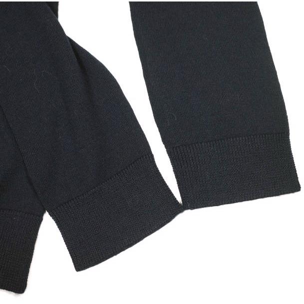 新品 N°21 ヌメロヴェントゥーノ 22AW ロゴパッチ メリノウールタートルネックニット 22I-A036-9000 40 NAVY セーター 定価63,800円 |  | 08