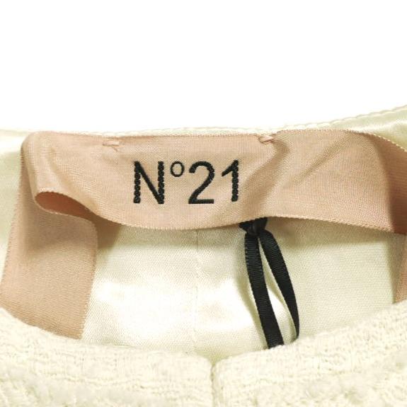 新品 N°21 ヌメロヴェントゥーノ 24SS コットンツイード ノーカラーホックジャケット 24S-L014-0126 40 OFF WHITE 定価141,900円 g23017 |  | 04