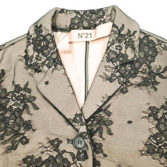新品 N°21 ヌメロヴェントゥーノ 23SS フラワー刺繍レースジャケット 23SW-L043-4727 42 BLACK/BEIGE 定価162,800円 3B テーラード g23018 |  | 05
